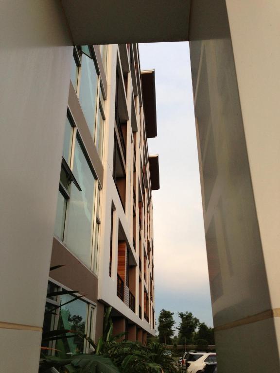 Ccp Tower Apartment Samut Prakan Dış mekan fotoğraf